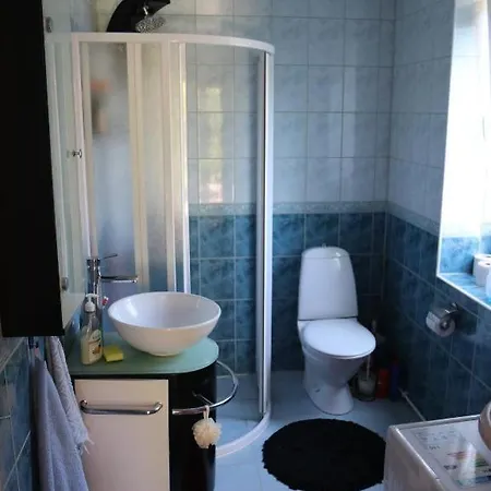 Cozy Summer House With Free Parking Near Center & * Kuressaare