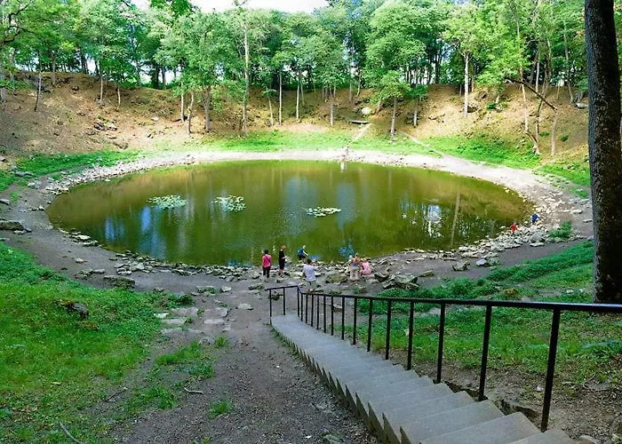 Дом отдыха Cozy Summer House With Free Parking Near Center & *